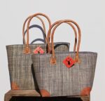 Madam Græskar bast kurvetaske - Lys grå grafisk tern